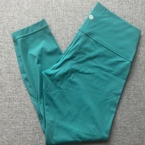Green/Teal Lululemon crop tights